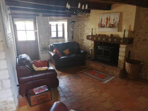 Traditional Stone Cottage Condac المظهر الخارجي الصورة