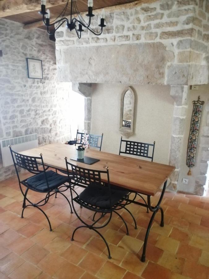 Traditional Stone Cottage Condac المظهر الخارجي الصورة